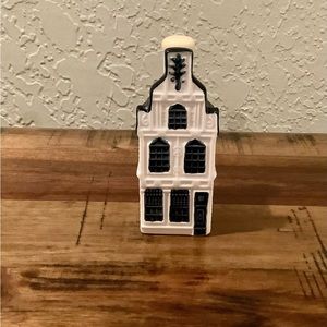 House #24 KLM Airlines Bols Delft Blue Miniature Amsterdam